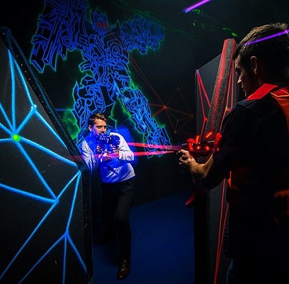 Игра в лазертаг в Санкт-Петербурге. Сервис Ultra Подарки. Купить лазертаг в городе Санкт-Петербургf. Попробуйте лазерный пейнтбол в лазертаг клубе. Цены на лазертаг. Сервис: UltraPodarki.ru 8 800 505 95 30. Лазертаг в Санкт-Петербурге, купить лазертаг Санкт-Петербург, лазертаг, купить лазертаг, лазерный пейнтбол Санкт-Петербург, лазертаг для детей Санкт-Петербург, лазертаг клуб, лазертаг клуб Санкт-Петербург