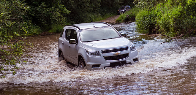Купить джип-тур на внедорожниках в Санкт-Петербурге. Сервис Ultra Подарки. Купите джип-тур на внедорожниках в Санкт-Петербурге и отправляйтесь в настоящее автомобильное путешествие по бездорожью. UltraPodarki.ru 8 800 505 95 30. Экспедиции на внедорожниках, дорожное приключение, автомобиль путешествие, путешествие авто, автотуризм, автотур, автопутешествия по Санкт-Петербурге, джип-тур, купить джип-тур, джип-тур Санкт-Петербург, экспедиция не внедорожниках Санкт-Петербург, автотур Санкт-Петербург, путешествие авто Санкт-Петербург, путешествие на автомобиле Санкт-Петербург