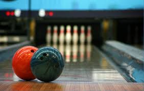 Игра в боулинг в Санкт-Петербурге.Ultra Подарки. Игра в боулинг в Санкт-Петербурге. Сервис: UltraPodarki.ru 8 800 505 95 30. Игра в боулинг, игра в боулинг Санкт-Петербург, боулинг Санкт-Петербург, купить боулинг Санкт-Петербург, играть в боулинг, играть в боулинг Санкт-Петербург