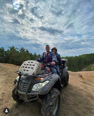 Катание на квадроциклах летом в Санкт-Петербурге. Сервис Ultra Подарки. Подарочный сертификат на катание на квадроциклах летом и зимой в Санкт-Петербурге. Закажите прокат квадроциклов недорого и наслаждайтесь активным отдыхом с друзьями. Выбирайте живописные маршруты для езды на квадроциклах. Сервис UltraPodarki.ru 8800-505-9530. Катание на квадроциклах, Прокат квадроциклов, езда на квадроцикле, прокат квадроциклов Санкт-Петербург, катание на квадроциклах Санкт-Петербург, Катание на квадроциклах зимой, Катание на квадроциклах летом, Сертификат на катание на квадроциклах 

