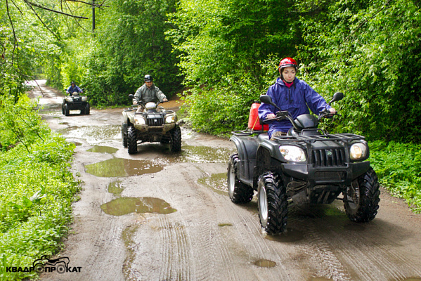 Катание на квадроциклах летом в Санкт-Петербурге. Сервис Ultra Подарки. Подарочный сертификат на катание на квадроциклах летом и зимой в Санкт-Петербурге. Закажите прокат квадроциклов недорого и наслаждайтесь активным отдыхом с друзьями. Выбирайте живописные маршруты для езды на квадроциклах. Сервис UltraPodarki.ru 8800-505-9530. Катание на квадроциклах, Прокат квадроциклов, езда на квадроцикле, прокат квадроциклов Санкт-Петербург, катание на квадроциклах Санкт-Петербург, Катание на квадроциклах зимой, Катание на квадроциклах летом, Сертификат на катание на квадроциклах 

