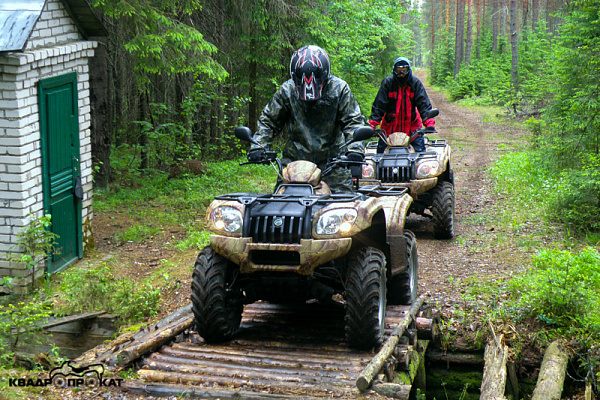 Катание на квадроциклах летом в Санкт-Петербурге. Сервис Ultra Подарки. Подарочный сертификат на катание на квадроциклах летом и зимой в Санкт-Петербурге. Закажите прокат квадроциклов недорого и наслаждайтесь активным отдыхом с друзьями. Выбирайте живописные маршруты для езды на квадроциклах. Сервис UltraPodarki.ru 8800-505-9530. Катание на квадроциклах, Прокат квадроциклов, езда на квадроцикле, прокат квадроциклов Санкт-Петербург, катание на квадроциклах Санкт-Петербург, Катание на квадроциклах зимой, Катание на квадроциклах летом, Сертификат на катание на квадроциклах 

