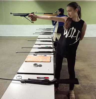 Стрельба из пневматического оружия в тире Санкт-Петербурга. Сервис Ultra Подарки. Пневматический тир. Купить подарочный сертификат на стрельбу из пневматического оружия в Санкт-Петербурге. Сервис UltraPodarki.ru 8 800 505 95 30. стрельбе из пневматического оружия Санкт-Петербург, стрелковый клуб Санкт-Петербург, стрельба из оружия Санкт-Петербург, пневматическое оружие Санкт-Петербург, пневматический тир Санкт-Петербург, стрельба из пневматического оружия, пулевая стрельба, пулевая стрельба Санкт-Петербург, пневматический тир в Санкт-Петербурге