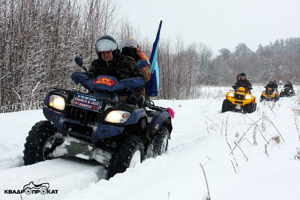 Прокат квадроциклов летом в Санкт-Петербурге. Сервис Ultra Подарки. Подарочный сертификат на прокат квадроциклов летом и зимой в Санкт-Петербурге. Закажите катание на квадроциклах недорого и наслаждайтесь активным отдыхом с друзьями. Выбирайте живописные маршруты для езды на квадроциклах. Сервис UltraPodarki.ru 8800-505-9530. Катание на квадроциклах, Прокат квадроциклов, езда на квадроцикле, прокат квадроциклов Санкт-Петербург, катание на квадроциклах Санкт-Петербург, Катание на квадроциклах зимой, Катание на квадроциклах летом, Сертификат на катание на квадроциклах 

