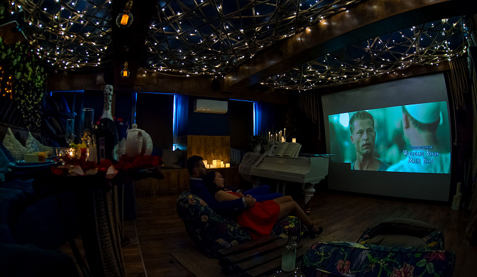 Романтическое свидание в кинотеатре в Санкт-Петербурге. Ultra Подарки. Купить романтическое свидание в кинотеатре в Санкт-Петербурге. Подарите самым близким незабываемые моменты и признайтесь в искренних чувствах. Сервис UltraPodarki.ru 8-800-505-95-30. Романтическое свидание в кинотеатре в Санкт-Петербурге, свидание в Санкт-Петербурге, свидание в кинотеатре, сертификат на свидание в кинотеатре, сертификат на свидание в Санкт-Петербурге, купить свидание, купить свидание Санкт-Петербург, первое свидание, девушка свидание, хороший кинотеатре, романтический кинотеатре, романтический вечер, романтический ужин, романтические любимому, романтическая музыка