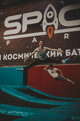  Батутный центр в Санкт-Петербурге. Сервис Ultra Подарки. Купить подарочный сертификат в батутный центр, попробуйте прыжки на батуте в Санкт-Петербурге. Сервис UltraPodarki.ru 8 (800) 555 95-30.. Батутный центр , батутный центр, батутный центр цены, батутный центр в Санкт-Петербурге,  батутный парк, батут прыгать, прыжки +на батуте, батут Санкт-Петербург, батут спорт