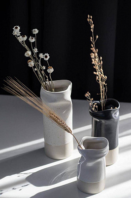 Мастер-класс в гончарной мастерской в Санкт-Петербурге. Подарочные сертификаты Ultra Подарки. Лепка из глины в Санкт-Петербурге в гончарной мастерской - это душевный незабываемый подарок для взрослых и детей. ULTRA ПОДАРКИ 8-800-505-95-30. Поделки из глины, лепка из глины, керамическая посуда, глиняная посуда, Гончарная мастерская, Гончарная мастерская в Санкт-Петербурге, Гончарный круг, Гончарное дело, Гончарный мастер класс, Лепка глины, гончарное ремесло, лепка из глины, лепка из глины, мастер класс